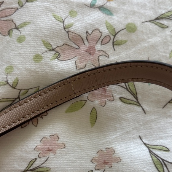 kate spade taupe leather tote in beige - Picture 6 of 7